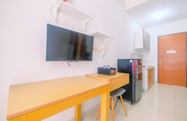 Compact and Relaxing Studio at Dave Apartment - Photo 5