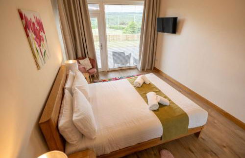 The Swallows Nest - Photo 20