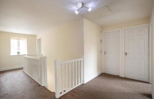 Boyton House Sleeps 14 Long Stays Parking Wi-Fi - Foto 19