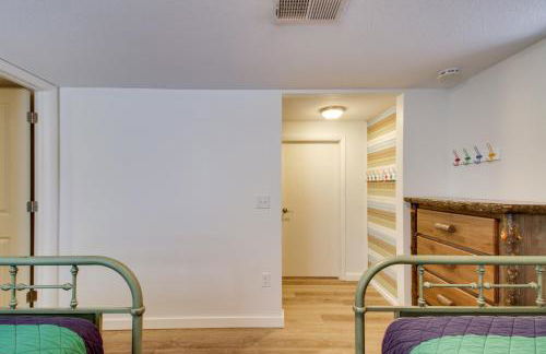 Breezy Point Cabin Deck with Golf Course Views! - Foto 19