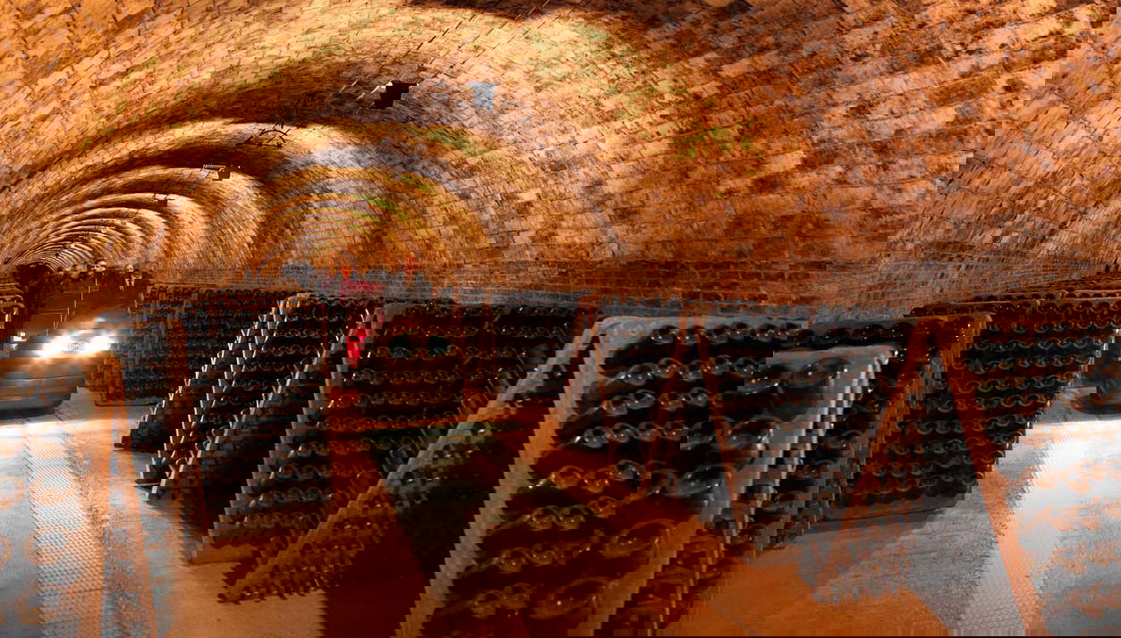 Recorriendo la bodega Codorníu