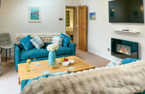 9 Trehawks - Photo 2