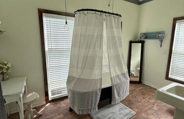 Courtyard by Ravens Keep - Foto 4