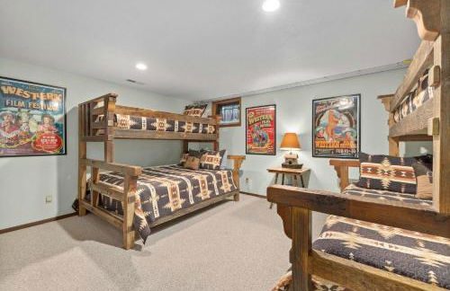 Spruce Lodge - Photo 10