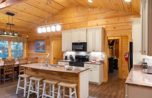 Teal's Treasure - Secluded Lakeside Cabin for 8 - Foto 21