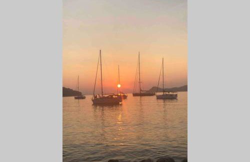 SECRET PARADISE-Holiday home with hot tub and BBQ - Photo 56