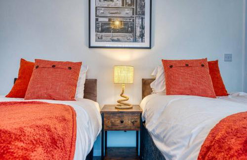 Dudley-5 beds-Contractors-parking-long stay! - Foto 20