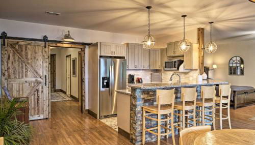 Beaver Lake Retreat with Lake Access and Fire Pit! - Foto 3