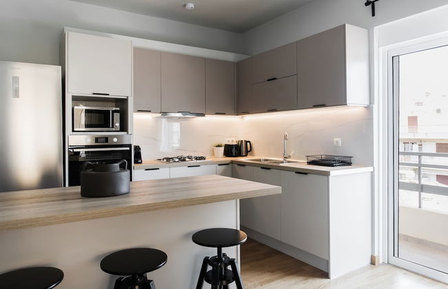 Celestial 3BR Apartment with Balcony - Foto 17