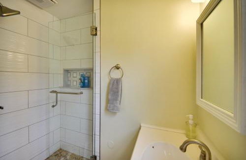 5 Mi to Dtwn Pet-Friendly Gem with Yard in Hampton - Foto 12