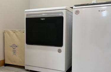 LUXE Hyak Retreat with Sauna, Hot Tub, Game Room, 6BR - Foto 44