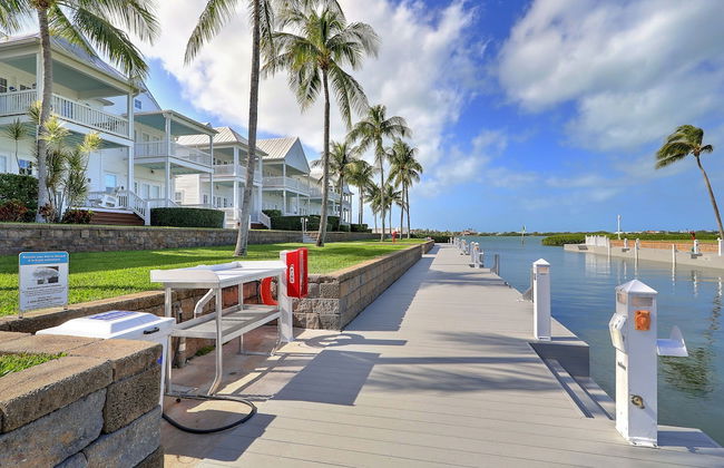 Waterfront Luxury Villa With Sunset Views And Boat Slip 3 Bedroom Townhouse by RedAwning - Foto 40