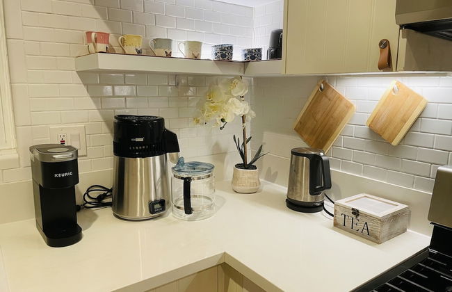 Manhattan Beach Vacation House - For solo, pair, family and business travelers - Photo 28