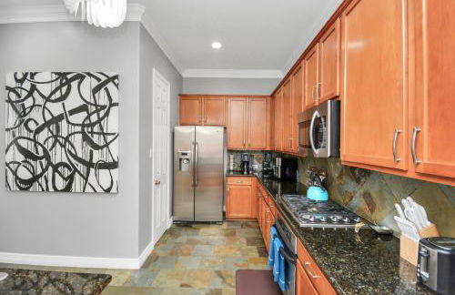 3BR 3Ba Upscale Luxury Home in The Heights - Foto 21