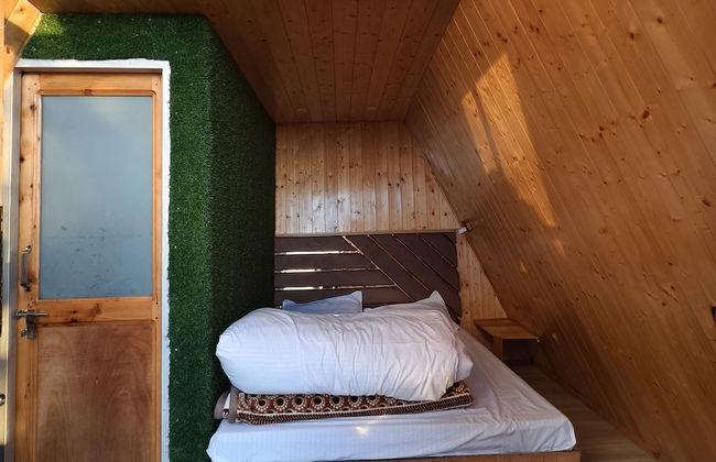 Eva Cabins - Photo 4