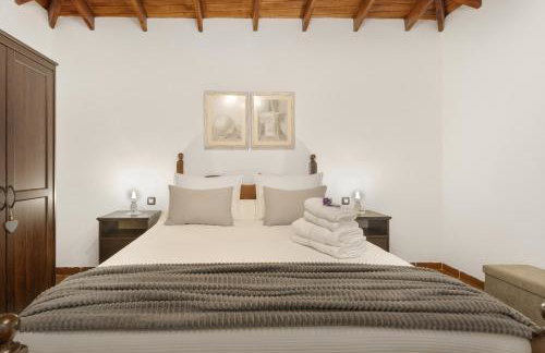 La Casita De Conchita - Photo 3