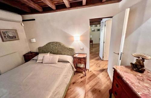 Torre della Scimmia apartment - Photo 9