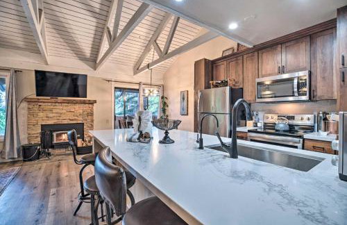 Elegant Mountain-View Condo Less Than 1 Mi to Lifts! - Foto 8