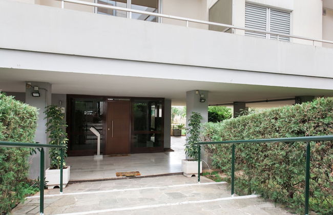 Spacious & Airy 1 Bedroom Apartment near HELEXPO - Foto 24