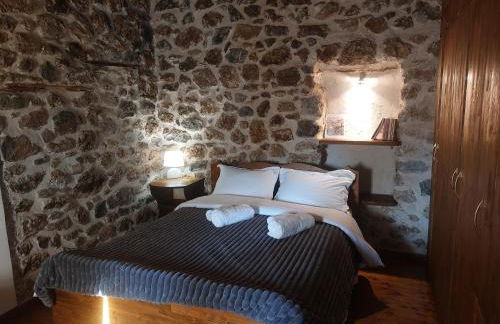 Andromahi Stone House - Photo 28