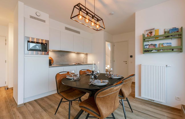 Cozy Beach Apartment in Middelkerke for 5 Guests Bright Living Space With Terrace - Photo 12