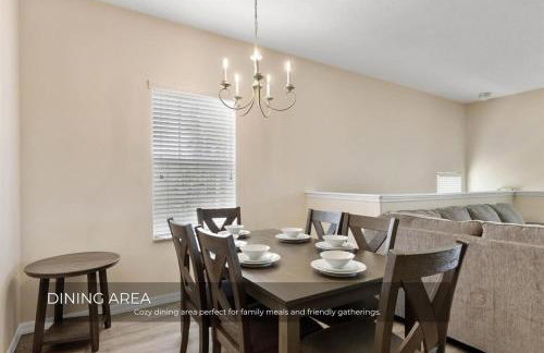 Charming 3-Bedroom Home in Gated Oakwater Resort - Foto 58