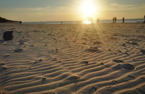 Amber Barn - Bursztynowa Stodoła - Noclegi u Loni - w zacisznym centrum nad morzem z parkingiem - Foto 66