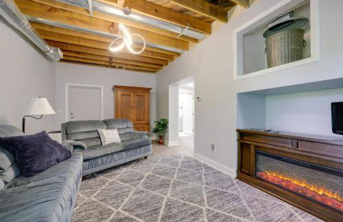 Remote Smoky Mtn Escape with Views and Trail Access! - Foto 16