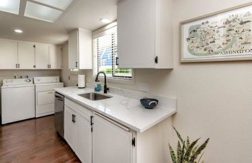 Short Walk to DT/ AC/Gas Fire Pit/BBQ/Coffee Bar - Foto 6