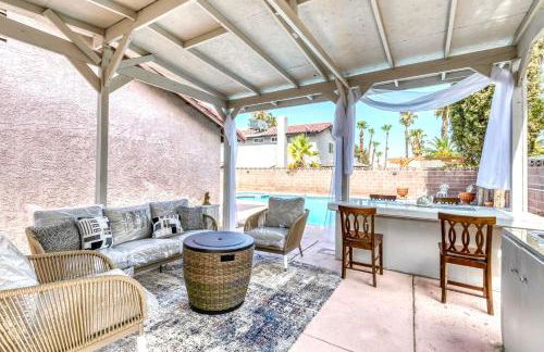 Vacation Home in Vegas w Pool 2 mile to Strip - Foto 27