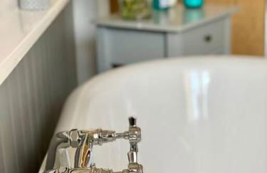 Aragon Cottage - Photo 2