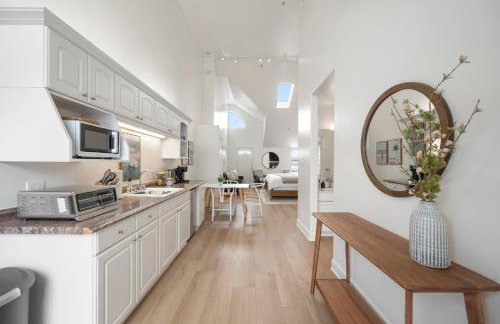 Miramar Penthouse Coastal Elegance in the Heart of Half Moon Bay - Foto 4