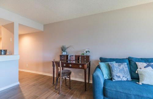 Pool and Ocean Views - First Floor Villa on Harbor Island - Foto 3