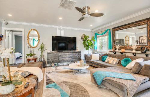 4 Mi to Beach Chic Los Angles Home with Patio! - Foto 2