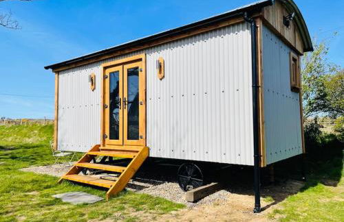 The Hut@Trefechan Wen - Coastal Coziness! - Photo 18