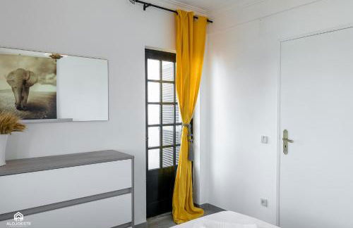 Villa Mosca - 4 Bedrooms & BBQ, Santa Cruz - Foto 18