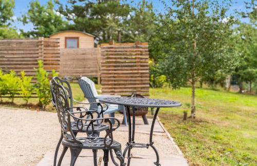 Hot Tub Luxury Glamping - Private Stargazing Patio - Foto 12