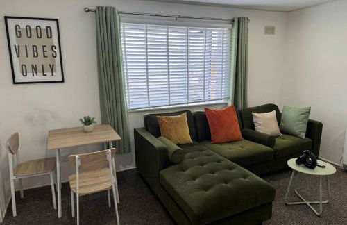 Abdul's Apartment BGH Free Parking - Foto 15