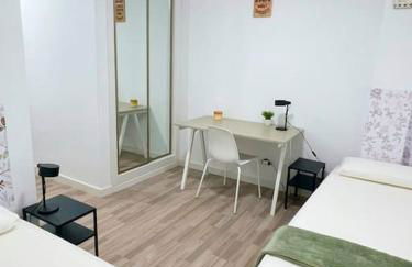 Modern apartment in Malaga - Rosas - Photo 13