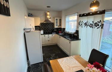 Comfortable 2-Bed Flat in Heart of Tyne Wear - Pass the Keys - Foto 44