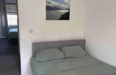 Spacious 4 bedroom house with large garden - Foto 28