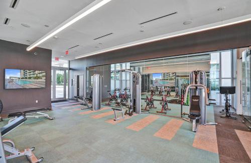 Luxury 2 Bedroom Corner Condo Walk to Design District, Infinity pool with Bay and City views, Gym, Free Parking Spot - Foto 39