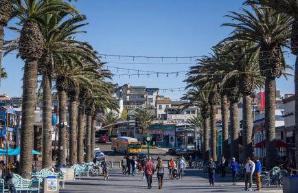 Seaside Sanctuary - Rooftop Deck & Hot Tub - Foto 44