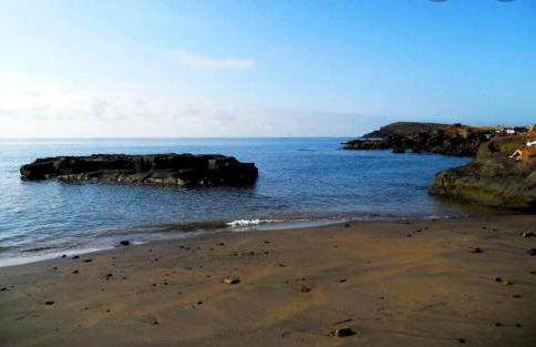 CHALET CON JACUZZI CLIMATIZADO, BARBACOA Y CERCA DE LA PLAYA - Foto 48