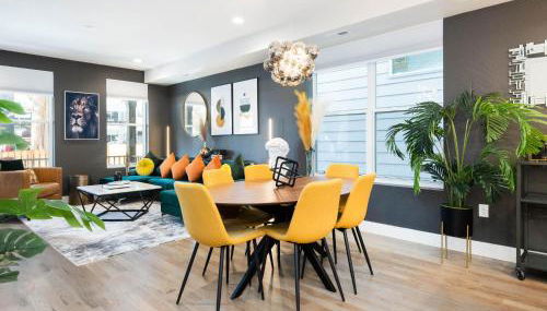 Stunning 3BD 3.5 BA - 10 Min to Downtown! Garage! - Foto 4