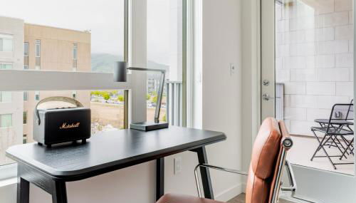 Blueground East Industrial pool AC nr park SFO-1850 - Foto 5, Other