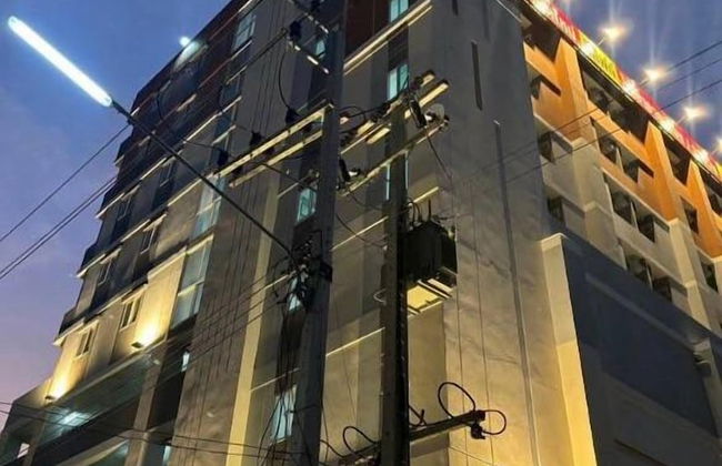 At Samutsakorn Suansom - Foto 1