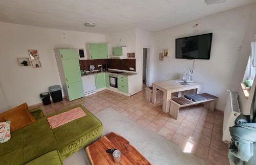 Ferienwohnung/Monteurwohnung Altes Café - Foto 1