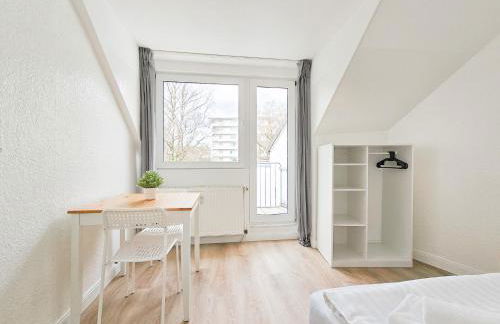 Tolstov Apartments - Monteurwohnungen - 3 Schlafzimmer - Küche - Balkon - Waschmaschine - 25 Min zur Messe DUS - Foto 15