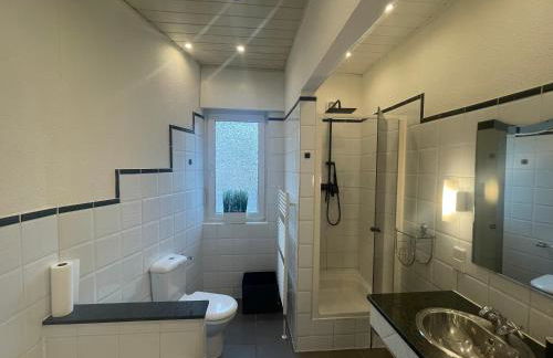 schön wohnen ! Netflix Nespresso Küche Parkplatz Garten - Foto 21